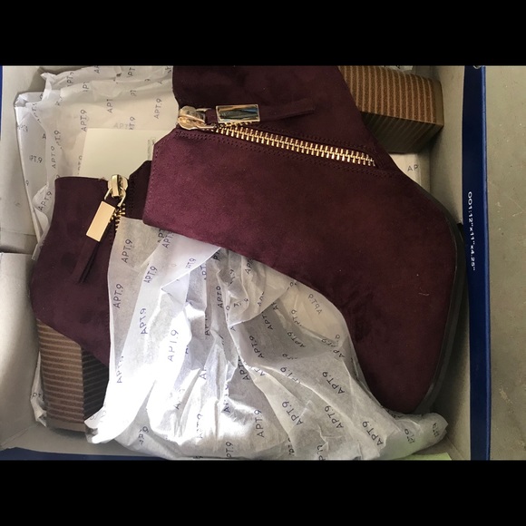 APT 9 Maroon Ankle Boots - Brand New, Never Worn - Picture 1 of 6